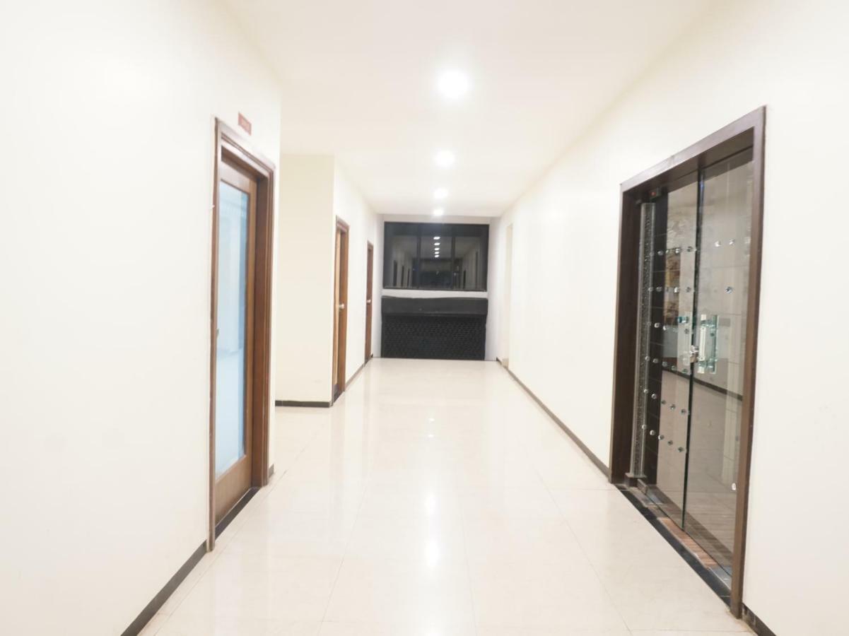 Palette Four Seasons Recreation Resort Jālgaon 외부 사진