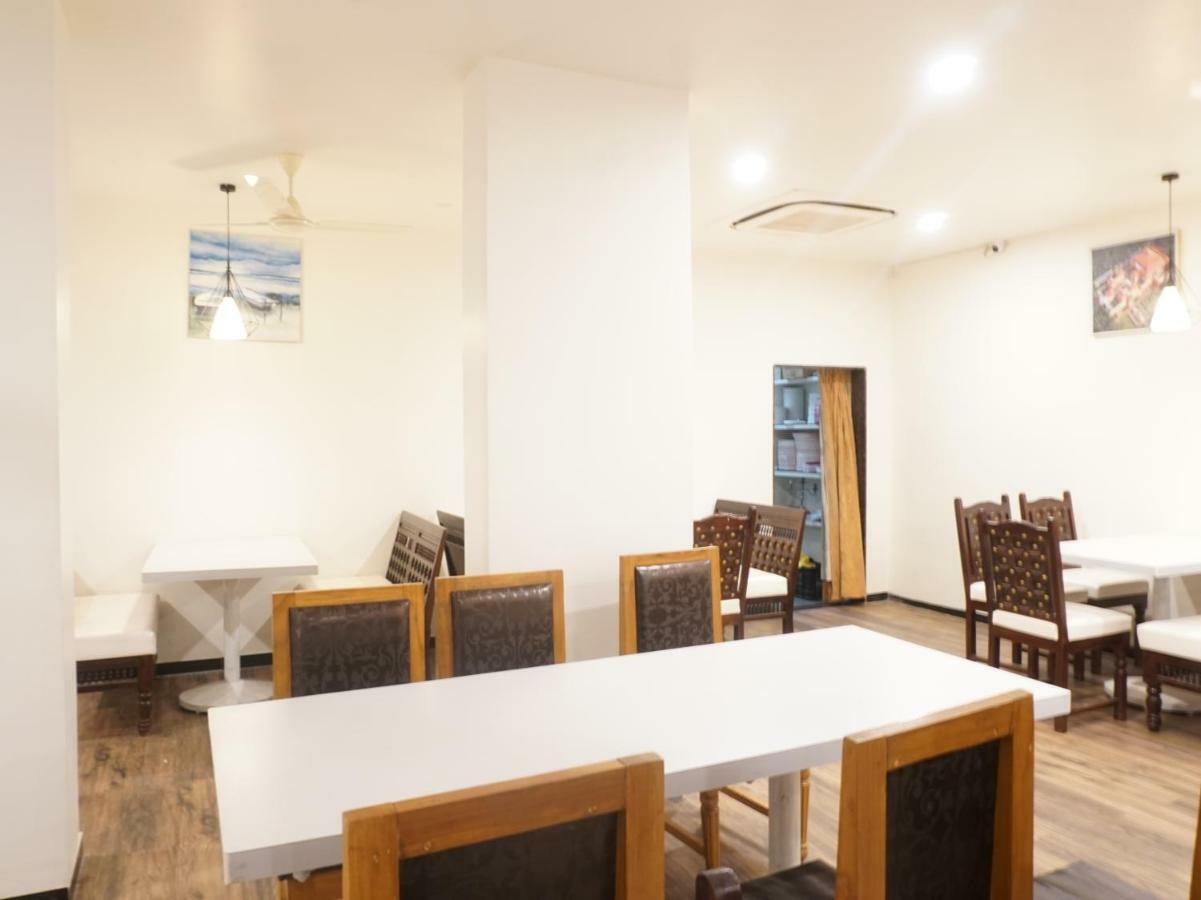 Palette Four Seasons Recreation Resort Jālgaon 외부 사진