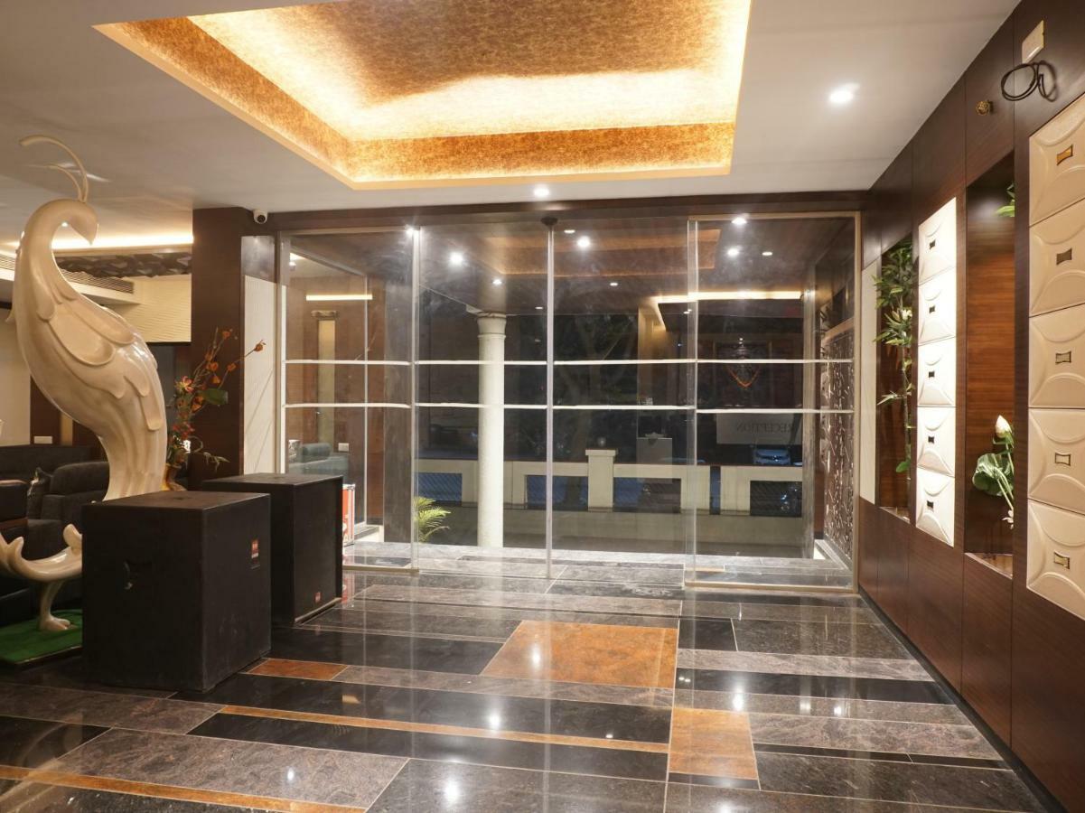 Palette Four Seasons Recreation Resort Jālgaon 외부 사진