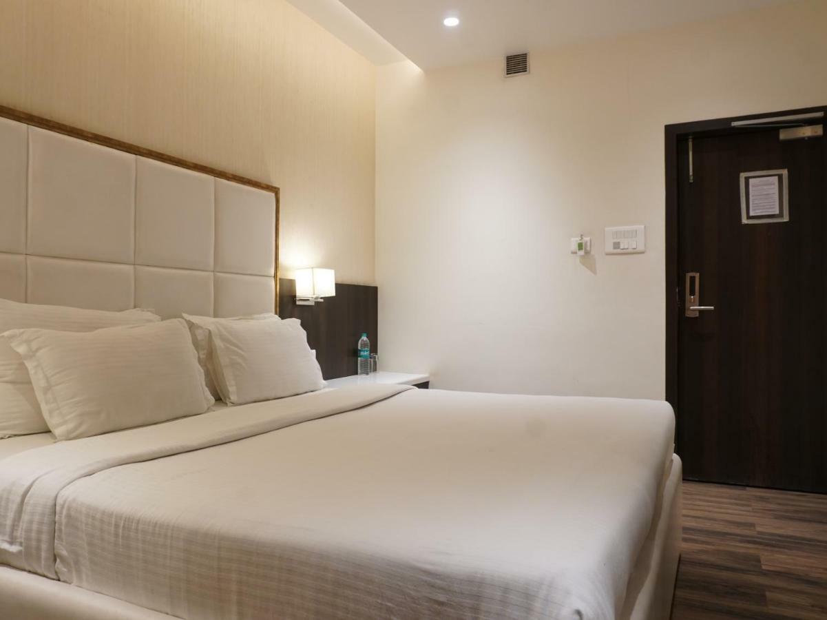 Palette Four Seasons Recreation Resort Jālgaon 외부 사진